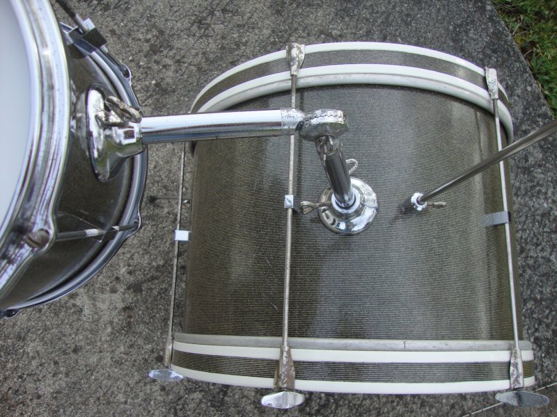 PEARL EXPORT grosse caisse 22x18 Smokey Chrome